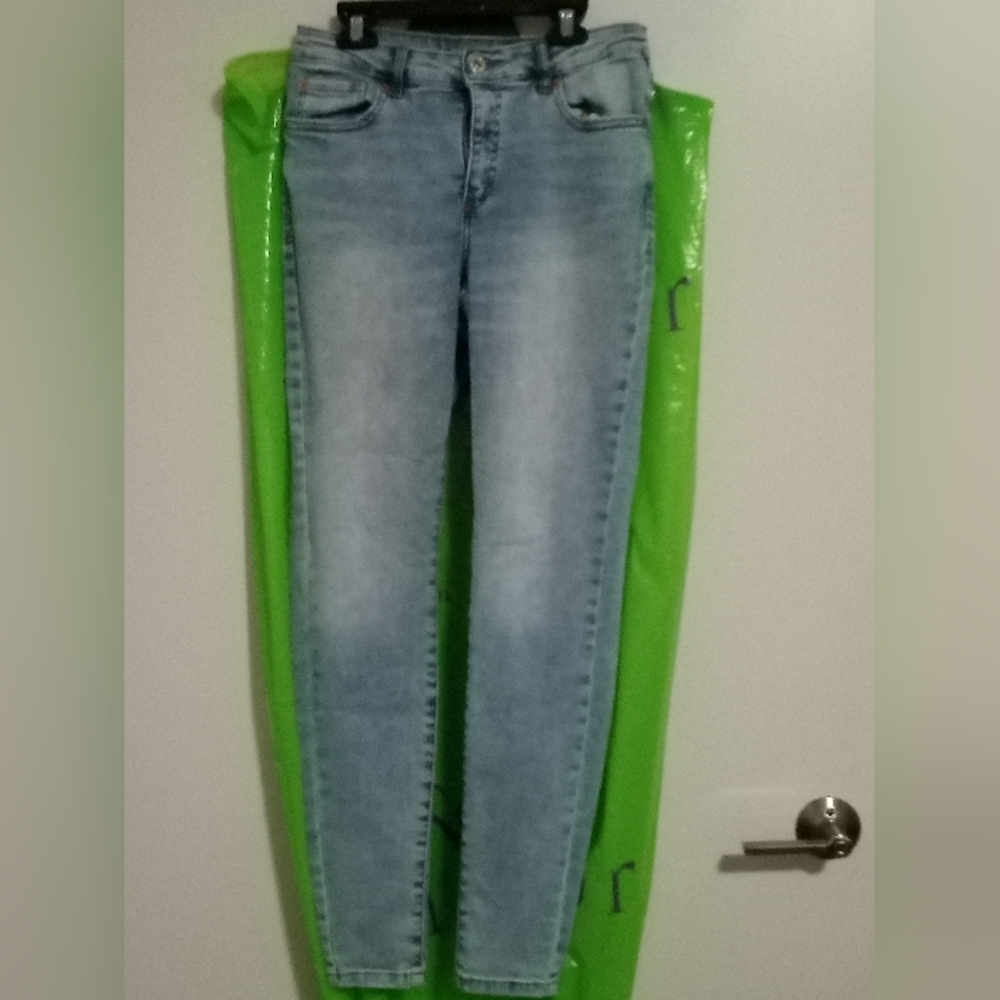 INC International Concepts Blue Skinny Denim